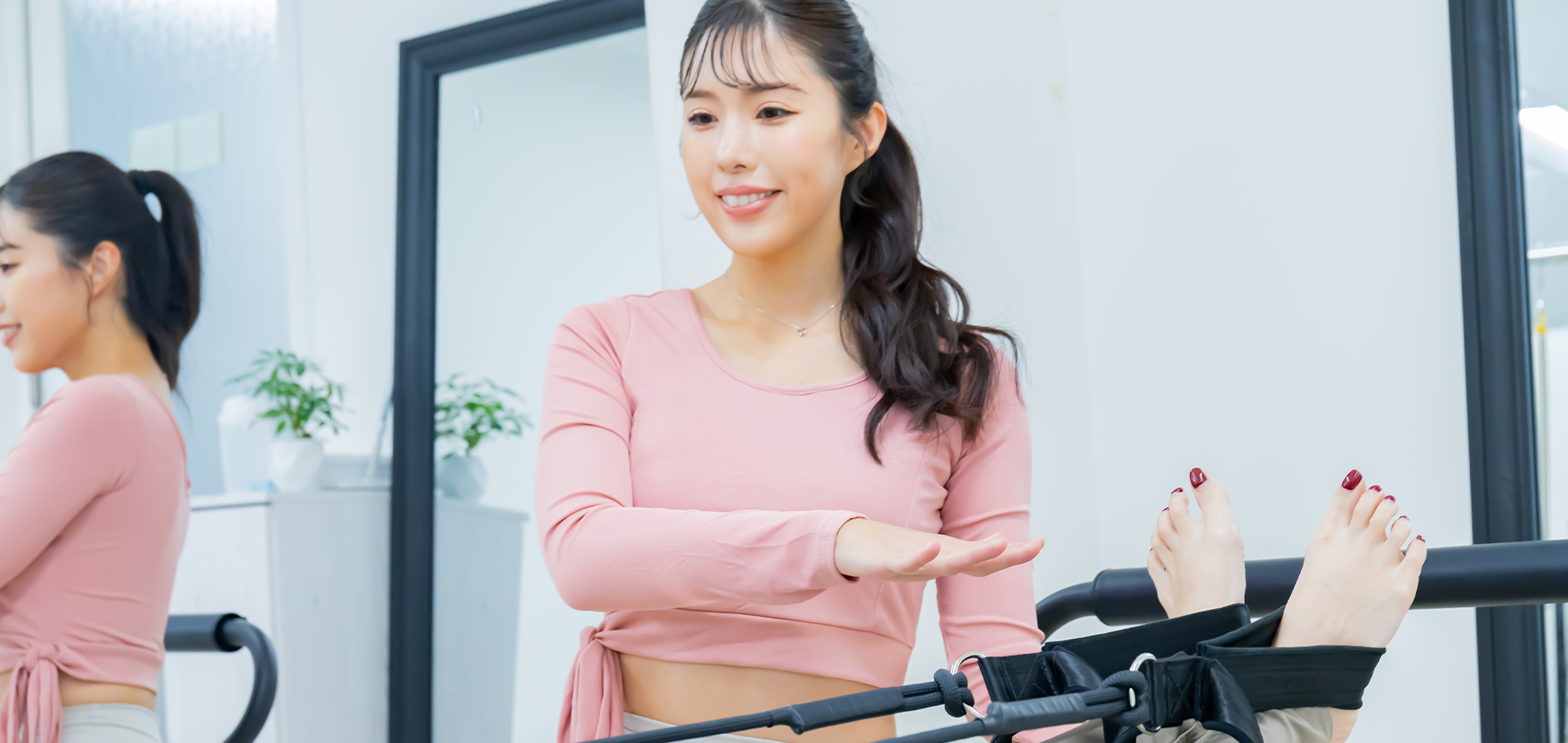 Amora(Pilates & Beauty salon)
